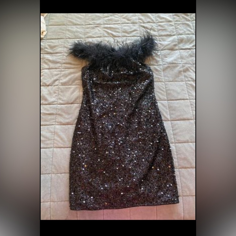 Off the Shoulder Boa Black Mini Dress